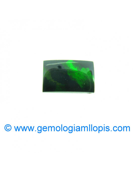 Opalo sintético verde