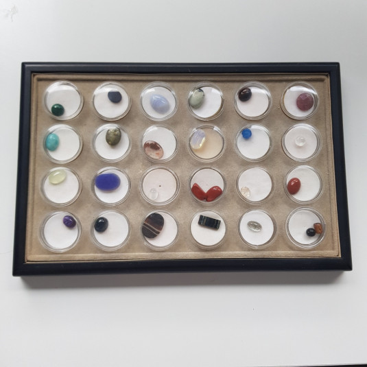 Colección de gemas de segunda mano