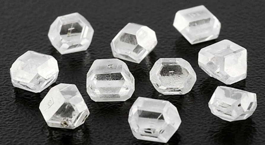 Diamantes sintéticos fabricados por el método HPHT
